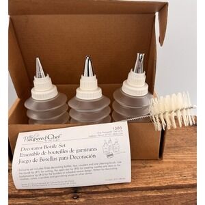 The Pampered Chef‎ Decorator Bottle Set 1585 Decorator Tips & Cleaning Brush